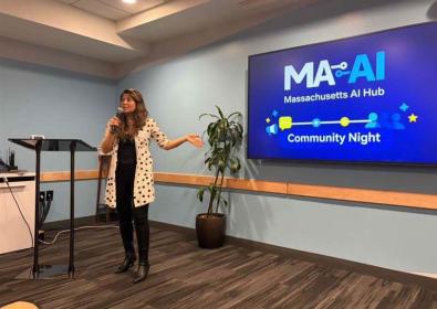 Gabriela Torres presenting at MA AI Hub Community Night